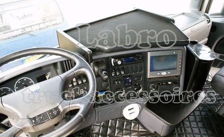 Dasboardtafel geschikt voor SCANIA R 2005 t/m 2008  midden/zwart ( gefreesd )