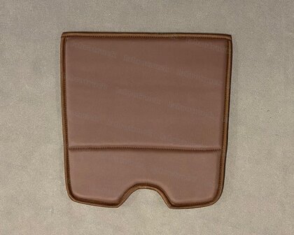 OP is OP Onderste dashboardmatje geschikt voor Scania R na 2009, Scania R Streamline, lederlook oude chocoladebruin L20