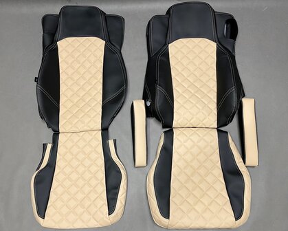 Stoelhoezen geschikt voor Mercedes Klapstoel- zijkanten:Zwart L1 - middenstuk:Cappuccino P5 met logo in Cappuccino, Cappuccino stiksels