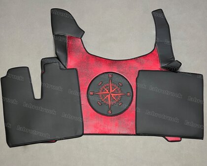 SALE ! Set tunnelhoes met vloermatten geschikt voor MAN TGX na 2021. Zijkanten zwart L1, middenstuk PRIT rood T9 met rode logo. LET OP!!! MET uitsparing voor de handrem!
