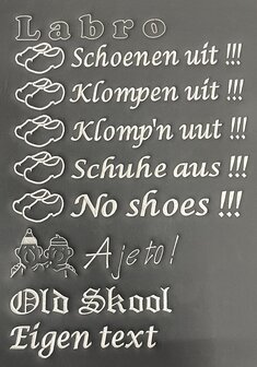 ACTIE! Set tunnelhoes met vloermatten geschikt voor DAF XG/XG+, zijkanten glad beige L48, middenstuk prit patroon horizontaal bruin TH4. Vloermatten prit patroon horizontaal bruin TH4 (let op! passagier is een klapstoel).