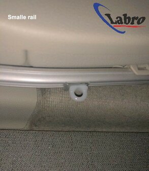 SALE: Eindstops SMALLE RAIL in LICHT GRIJS  set van 4 :VOLVO;MAN;IVECO;RENAULT T;DAF SUPER SPACE CAB ACHTER RAIL