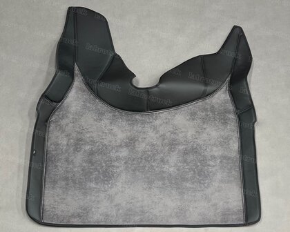6 delige set geschikt voor Volvo FH 5 / FH 4. Tunnelhoes (LOGO OPTIONEEL) + vloermatten + onder de stoel covers met Labro logo+ stuurkolom, kleur zwart L1 /PRIT oud antraciet T27