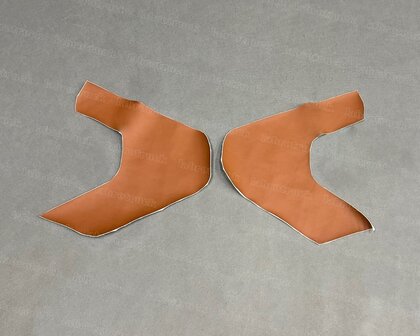 Voorraad voordeel: Losse stof deurbekleding geschikt voor SCANIA Next, glad lederlook cognacbruin L3 (versie A met geluidspeaker).