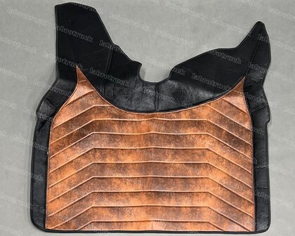 ACTIE ! 6-delige set tunnelhoes, vloermatten, stuurkolom en onder de stoel covers geschikt voor VOLVO FH 5 / FH 4 / FH AERO, volledig PRIT met een nieuwe patroon nr.6 in het midden. 