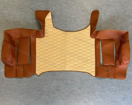 Tunnelhoes met stoelframe bekleding geschikt voor MAN TGX New gen 2021 doorgestikt lederlook middenstuk