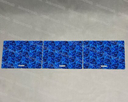 SALE ! Bekleding bovenkasten geschikt voor DAF XF SUPER SPACE CAB Deense Pluche BLAUW  (3 grote). Logo optioneel!