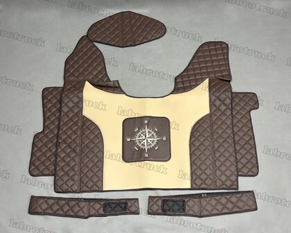 SALE ! 6 delige set geschikt voor DAF XF 2018 t/m 2021 tunnelhoes met logo + vloermatten + onder de stoel covers + stuurkolom, doorgestikt lederlook P25 / glad lederlook skin beige