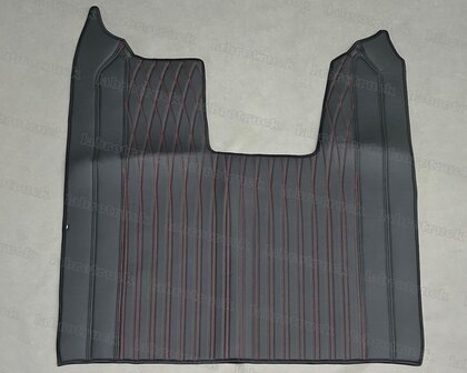 Tunnelhoes (logo optioneel)  geschikt voor SCANIA R next generation, zijkanten glad lederlook zwart L1, middenstuk zwart lederlook nieuwe patroon nr.A8 gestikt met rode stiksels . Logo optioneel!