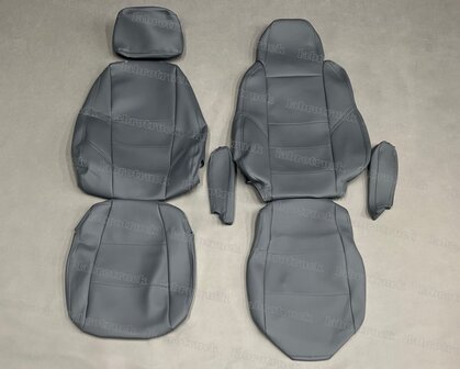 SALE: Stoelhoezen geschikt voor SCANIA MODEL 3 na 2013 passagiersstoel een KLAPSTOEL  - Zijkanten: antraciet L17, middenstuk: antraciet L17, stiksles: antraciet, zonder logo.