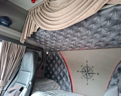 Achterwand DAF XG/XG+ geknoopt met applicatie