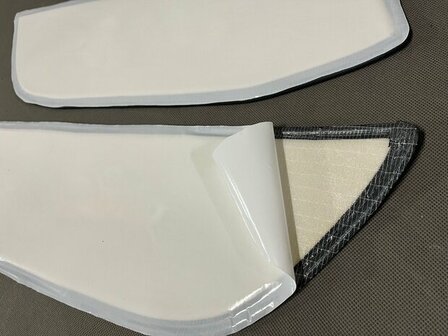 Set deurbekleding geschikt voor DAF New gen XG, XF, XD patroon horizontaal doorgestikt PRIT, kleur steenbeige/greige TH41.