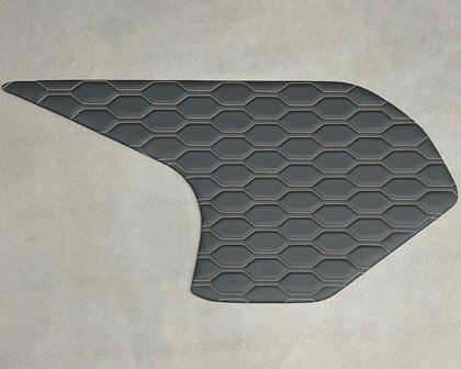 Dashboard plankje geschikt voor DAF New gen XG, XF, XD  lederlook gepersonaliseerde stikmaterialen 