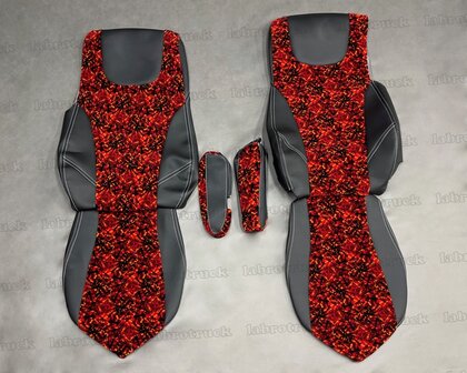 SALE! Set stoelhoezen geschikt voor DAF EURO 6 -LUXE STOEL- glad lederlook zijkanten : zwart L1 middenstuk: deens rood, met witte borduring en witte stiksels.