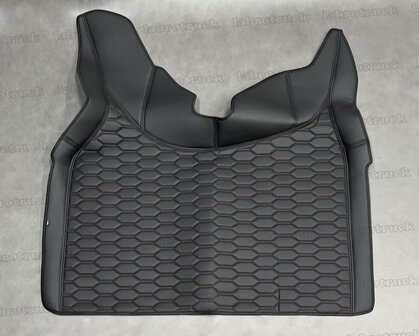 SALE ! Tunnelhoes geschikt voor Volvo FH 5 / FH AERO / FH 4, zijkanten glad zwart L1, middenstuk patroon horizontaal oud zwart LH1 doorgestikt met rode stiksels. Logo optioneel.