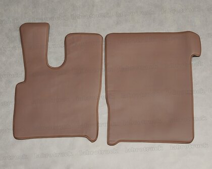 SALE : Set vloermatten geschikt voor DAF XF EURO 6 (2013 t/m 2021) glad lederlook oud chocoladebruin L20.
