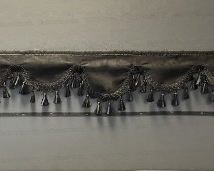 SALE:Raamband TYPE 6, Kleur: zwart SP1 met zwarte luxe kwasten