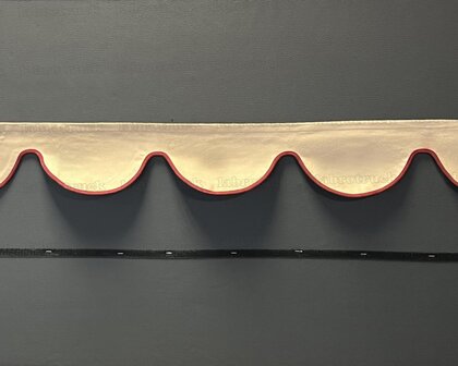 SALE: Raamband TYPE 1, Kleur: beige SP 48 zonder franjes ( binnenkant en afwerkrand bordeauxrood SP 10)