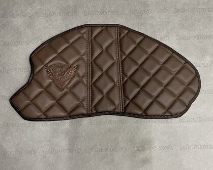 VOORRAADDEAL! Stuurkolom hoes geschikt voor SCANIA S,R,G NEXT GEN doorgestikt lederlook (vierkantjes) mokka P25 met mokka Labro design logo.