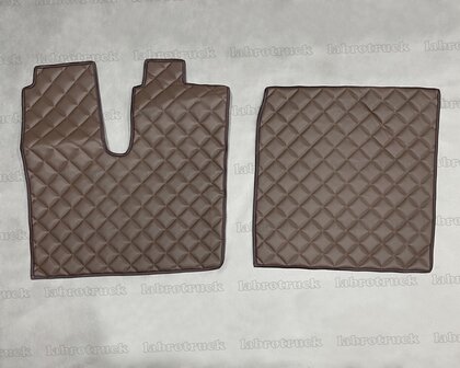 💥OP is OP! Set vloermatten (logo optioneel) geschikt voor MAN TGX 2014/2017  vierkantjes doorgestikt lederlook Mokka P25.