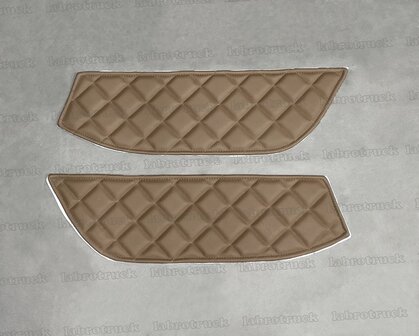 SALE ! Set doorgestikt deurpanelen geschikt voor DAF New gen XG, XF, XD  lederlook chocobruin L24. met zelfklevende achterzijde.