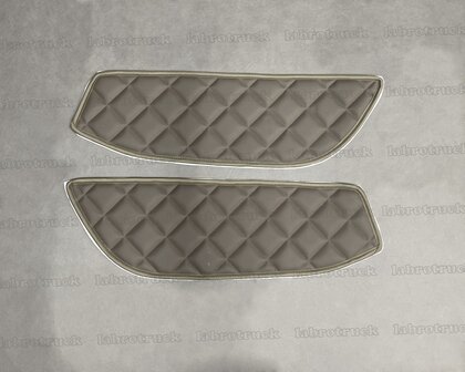 SALE !Set doorgestikt deurpanelen geschikt voor DAF New gen XG, XF, XD  lederlook dark paper dust L65 met zelfklevende achterzijde