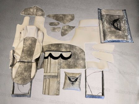 OP VOORRAAD &ndash; ACTIEPRIJS ✅Volledige interieurbekleding geschikt voor MERCEDES ACTROS MP5/L  (voor een vaste stoel), glade lederlook, steenbeige L41middenstuk met prit stof T41 ,Stuurkolom met prit T41 logo optioneel. 