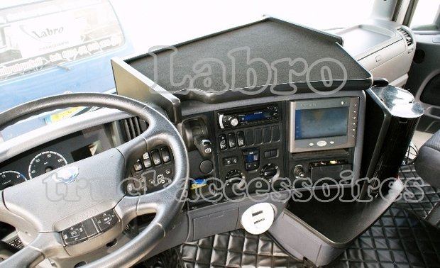 Dasboardtafel geschikt voor SCANIA R 2005 t/m 2008  midden/zwart ( gefreesd )