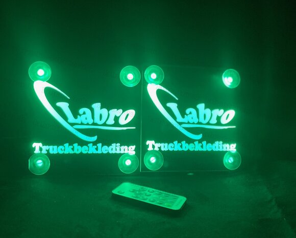 NIEUWE RGB LED 24 volt LABRO TRUCKBEKLEIDING  lichtbakjes/verlicht hoekborden 15 cm x 15 cm