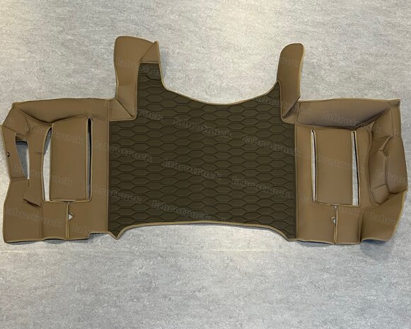 Tunnelhoes met stoelframe bekleding geschikt voor MAN TGX New gen 2021 doorgestikt lederlook middenstuk