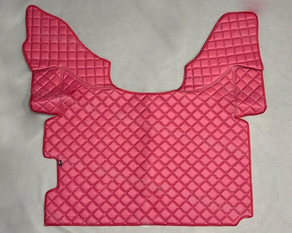 SALE! Tunnelhoes geschikt voor DAF XF euro 6 2013 t/m 2017 Labro serie , volledig doorgestikt lederlook (vierkantjes) in fuchsia kleur L13. Logo optioneel!