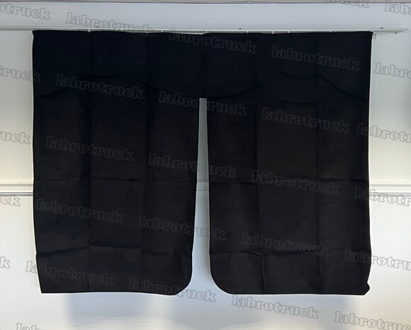 OP IS OP! Tussengordijn CLASSIC 170 cm kleur zwart  (zonder franjes). Let op, witte achterkant!
