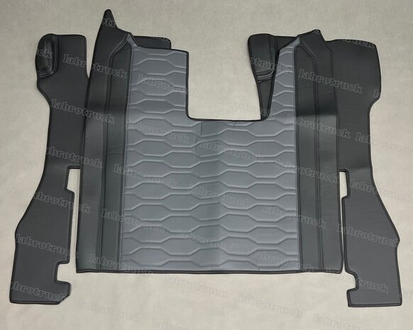 ACTIE! Set tunnelhoes en vloermatten (LUXE STOEL), geschikt voor SCANIA R NEXT GEN glad lederlook zwart L1 en groot patroon horizontaal oud antraciet LH2. Logo optioneel.