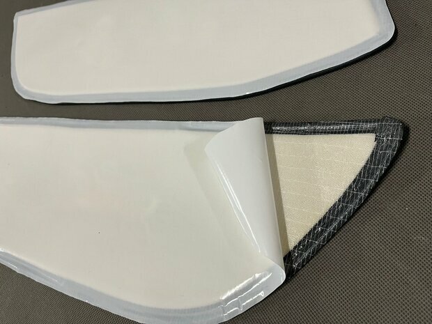 Set deurbekleding geschikt voor DAF New gen XG, XF, XD patroon horizontaal doorgestikt PRIT, kleur steenbeige/greige TH41.