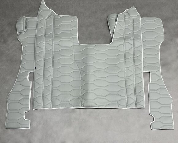 SALE! Set tunnelhoes en vloermatten (LUXE STOEL), geschikt voor SCANIA R NEXT GEN groot patroon horizontaal in  oud grijs L6. Logo optioneel.