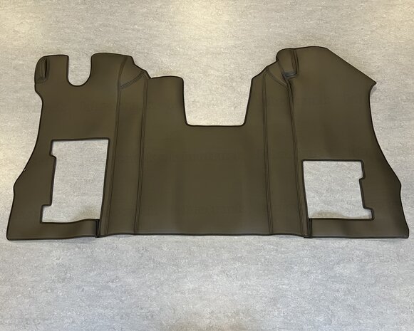 NIEUW ! Tunnelhoes & Vloermatten - Compleet in één stuk geschikt voor SCANIA R NEXT (KLAPSTOEL) , volledig glad lederlook zwart L1  met zwarte stiksels