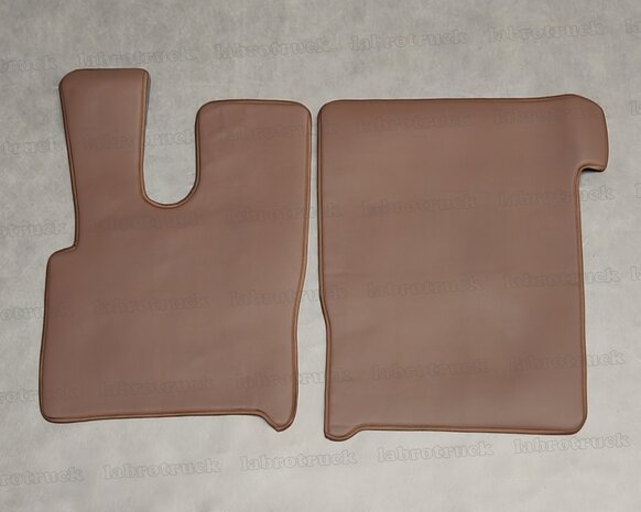 SALE : Set vloermatten geschikt voor DAF XF EURO 6 (2013 t/m 2021) glad lederlook oud chocoladebruin L20.