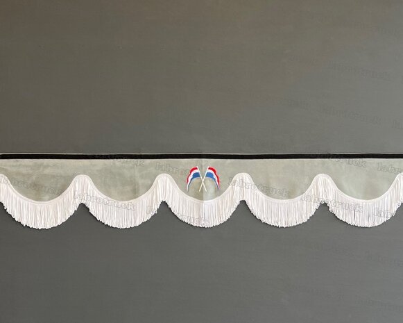SALE : Raamband /voorraamstrook TYPE 1, Kleur: licht grijs SP16 met 8 cm dubbel franjes in witte kleur en borduring  Nederland & Nederland vlaggen.