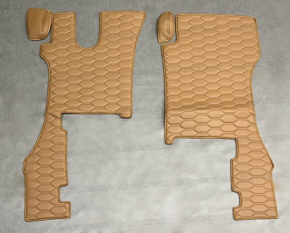 💥OP is OP! Set vloermatten geschikt voor SCANIA R Next generation lederlook patroon horizontaal oud bruin LH4  (passagierstoel is een KLAPSTOEL). Logo optioneel!