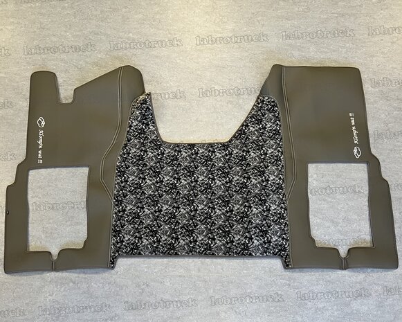 NIEUW! Tunnelhoes & Vloermatten &ndash; Compleet in &eacute;&eacute;n stuk geschikt voor nieuwste IVECO S-Way 2025