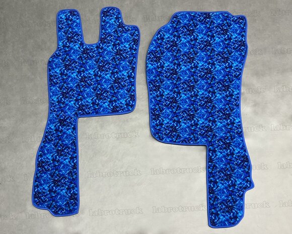 VOORRAADDEAL!  Set vloermatten set geschikt voor SCANIA R2 /G 2009 t/m 2012 LABRO SERIE (KLAPSTOEL), DEENS blauw, logo optioneel.