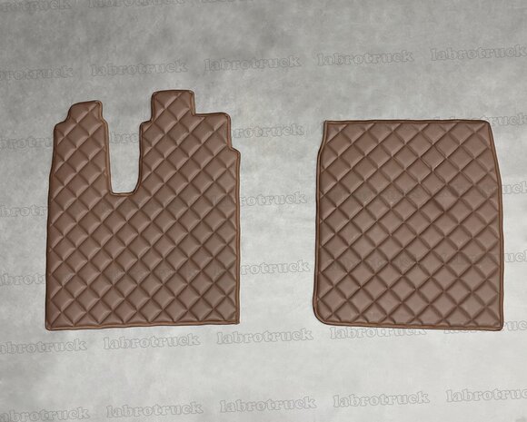 💥OP is OP! Set vloermatten (logo optioneel) geschikt voor MAN TGS smalle cabine vierkantjes doorgestikt lederlook oud chocoladebruin P20.