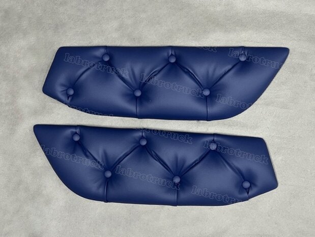 SALE : Set deurpanelen met klitteband geschikt voor DAF New gen XG, XF, XD geknoopt lederlook , kleur donker blauw L 99. 