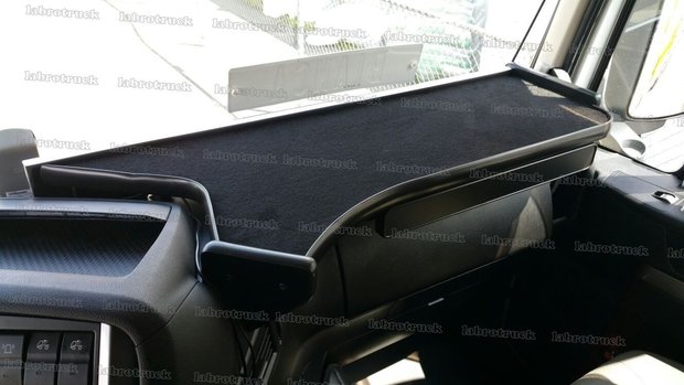 Dashboardtafel IVECO S -WAY, HI-WAY met schuifla/zwart (lang)  2013 t/m 2023 